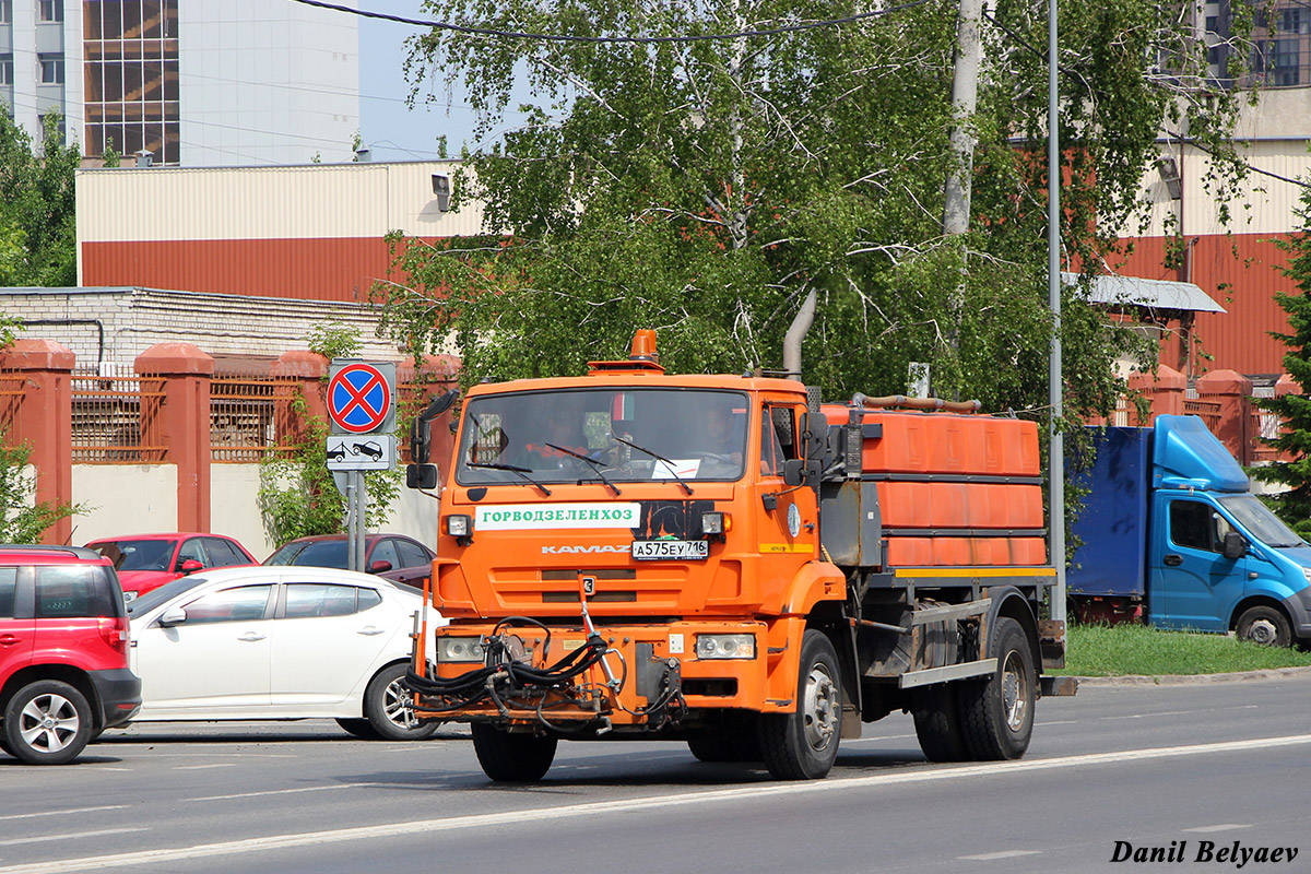 Татарстан, № А 575 ЕУ 716 — КамАЗ-53605-L4(19)