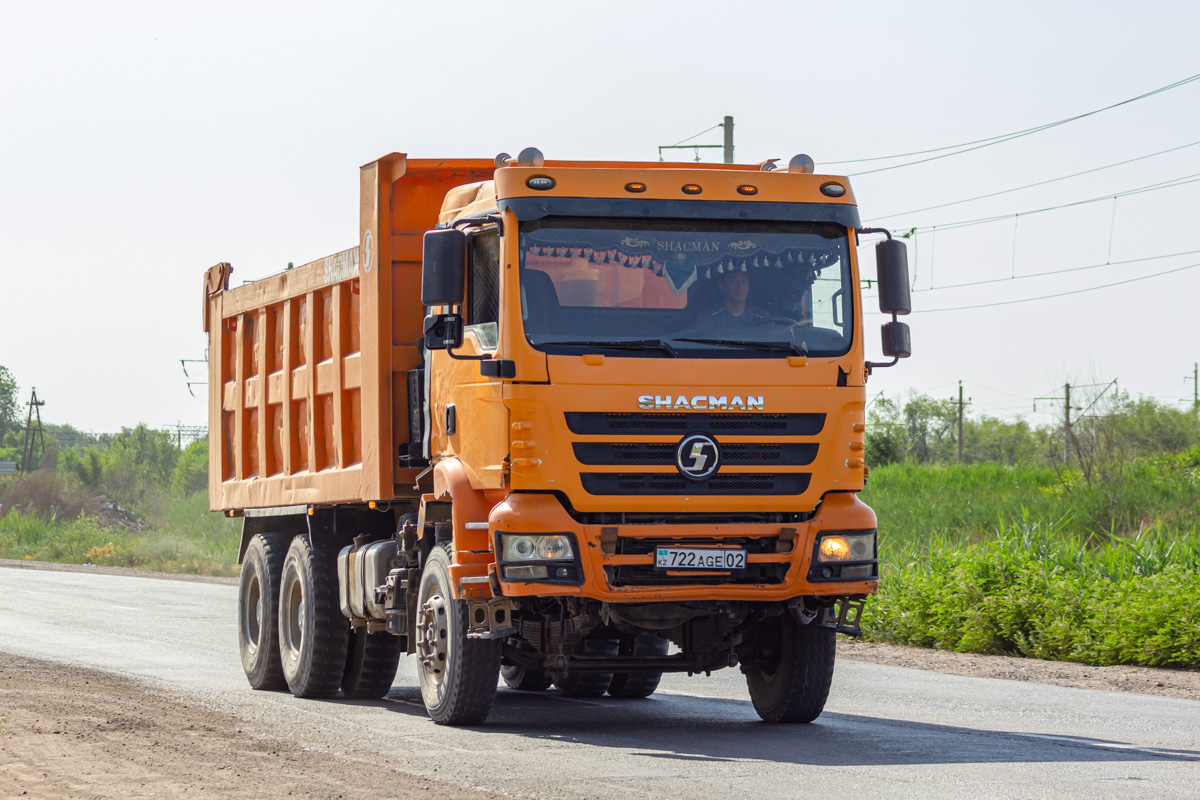 Алматы, № 722 AGE 02 — Shaanxi Shacman M3000 (общая модель)