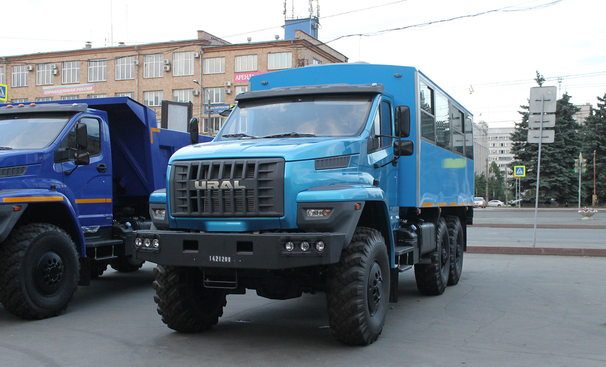 Челябинская область, № (74) Б/Н 0078 — Урал NEXT 32551-71; Челябинская область — Выставки и автосалоны