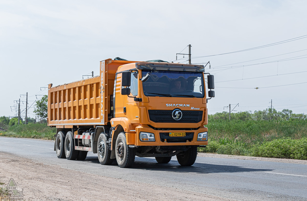 Алматы, № L 0219 02 — Shaanxi Shacman H3000 (общая модель)