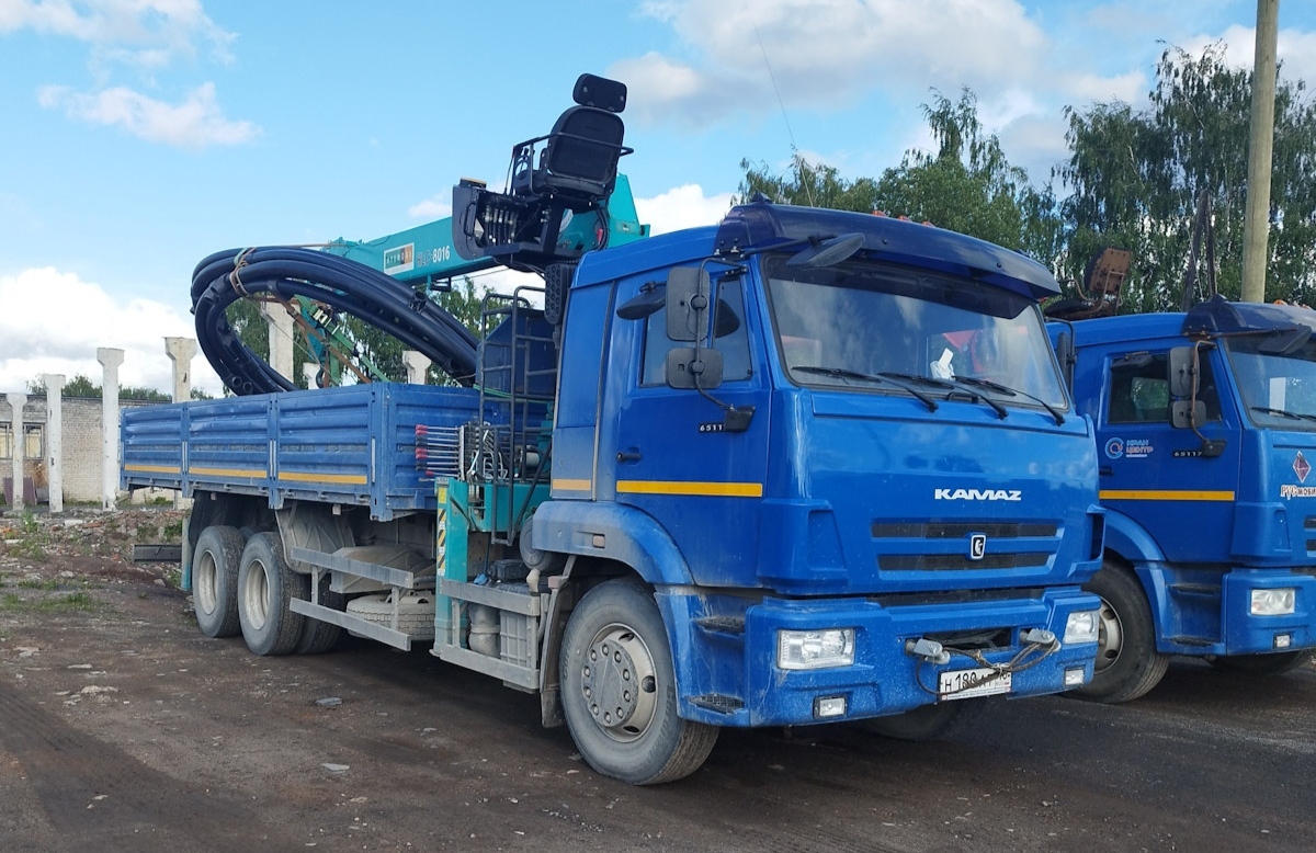 Карелия, № Н 180 АТ 10 — КамАЗ-65117-A5(48)