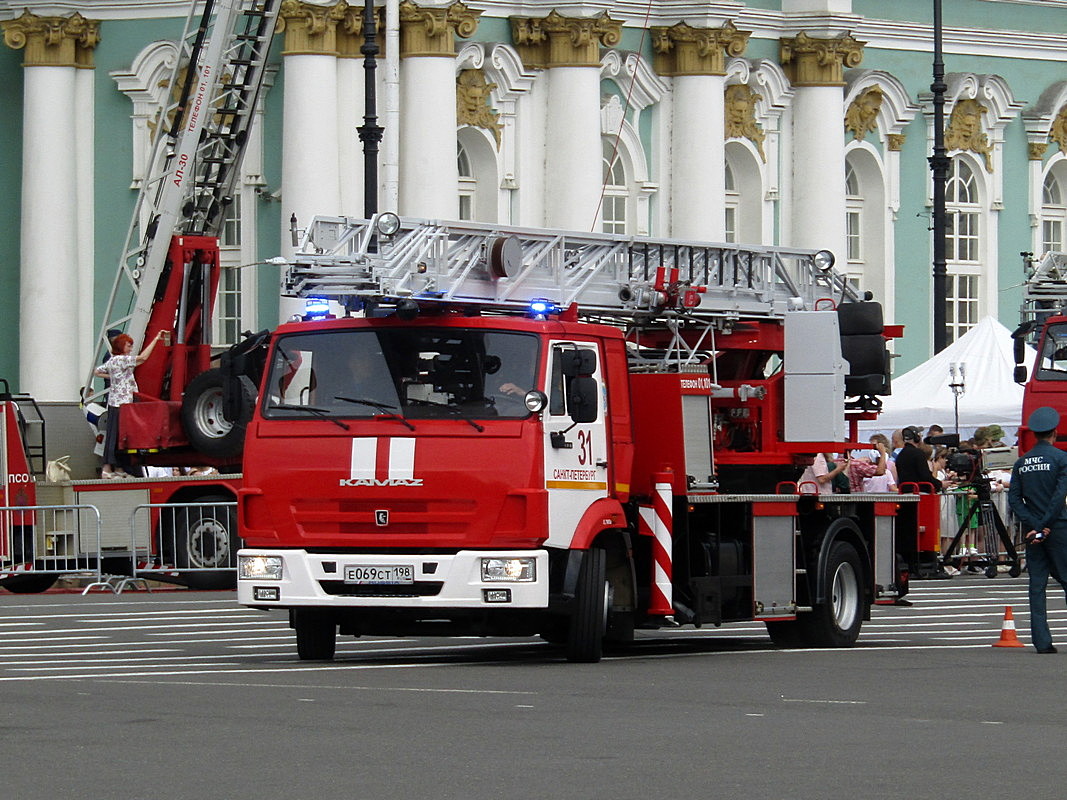 Санкт-Петербург, № Е 069 СТ 198 — КамАЗ-4308-G5(69); Санкт-Петербург — Парад, посвящённый 220-летию со дня образования пожарной охраны Санкт‑Петербурга (30.06.2023 г.)