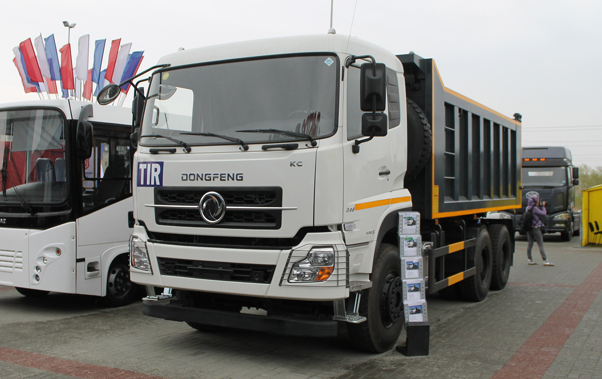 Челябинская область, № (74) Б/Н 0081 — Dongfeng KC (общая модель); Челябинская область — Выставки и автосалоны