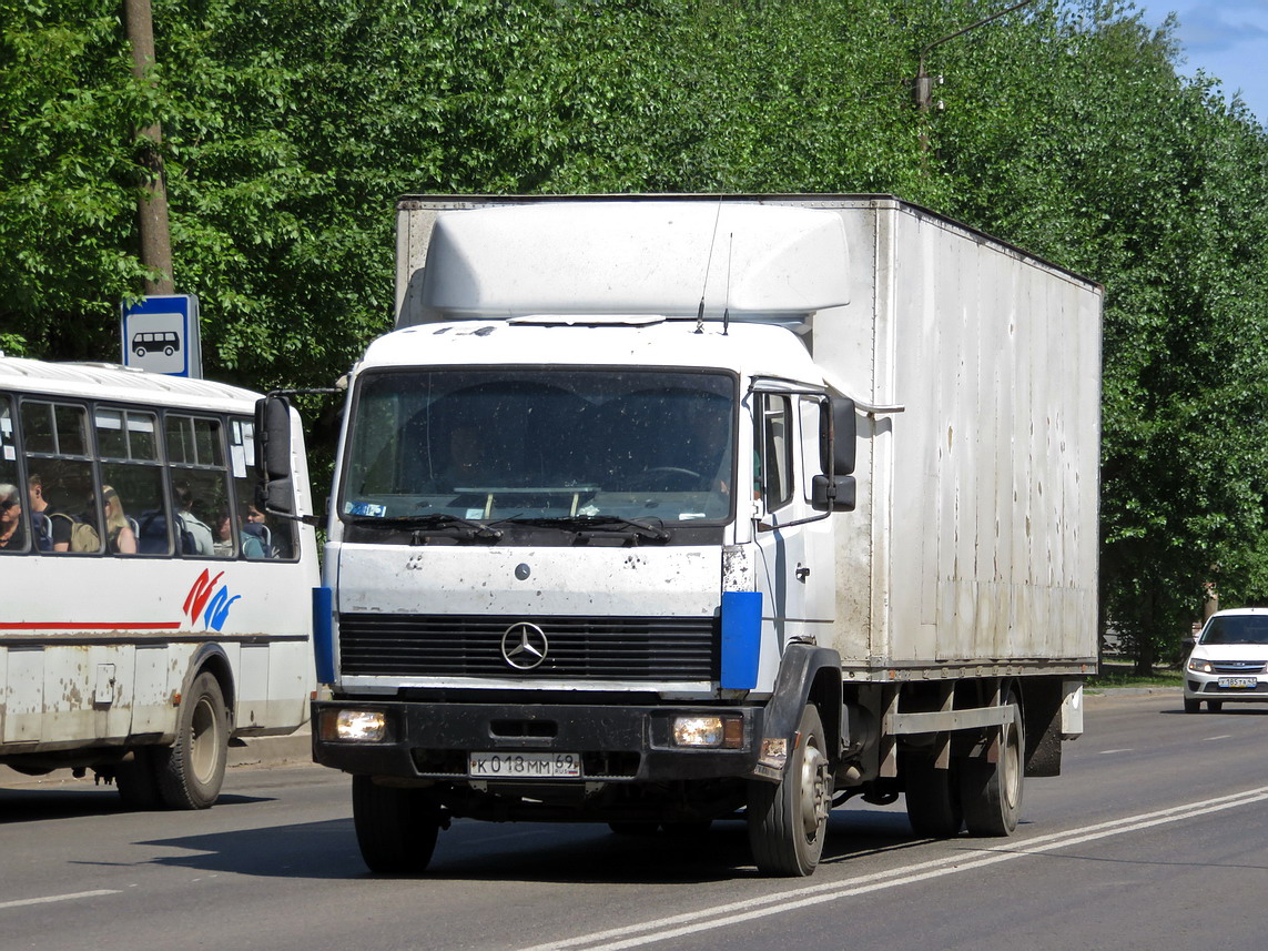 Кировская область, № К 018 ММ 69 — Mercedes-Benz LK 1217