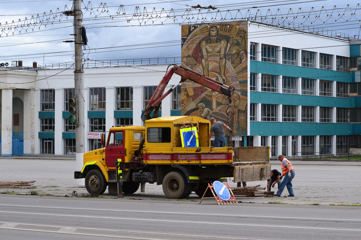 Волгоградская область, № М 789 ОА 97 — ЗИЛ-433360