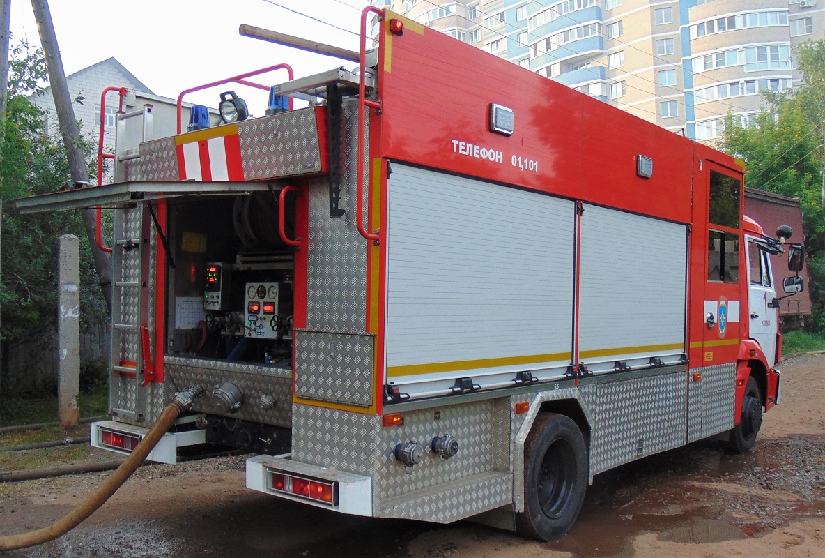 Удмуртия, № Р 222 ЕР 18 — КамАЗ-4308-H3(99)