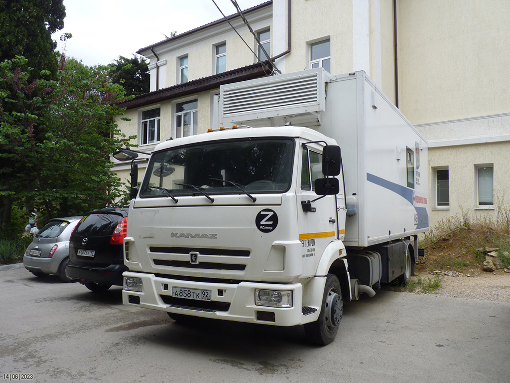 Севастополь, № А 858 ТК 92 — КамАЗ-4308-G5(69)