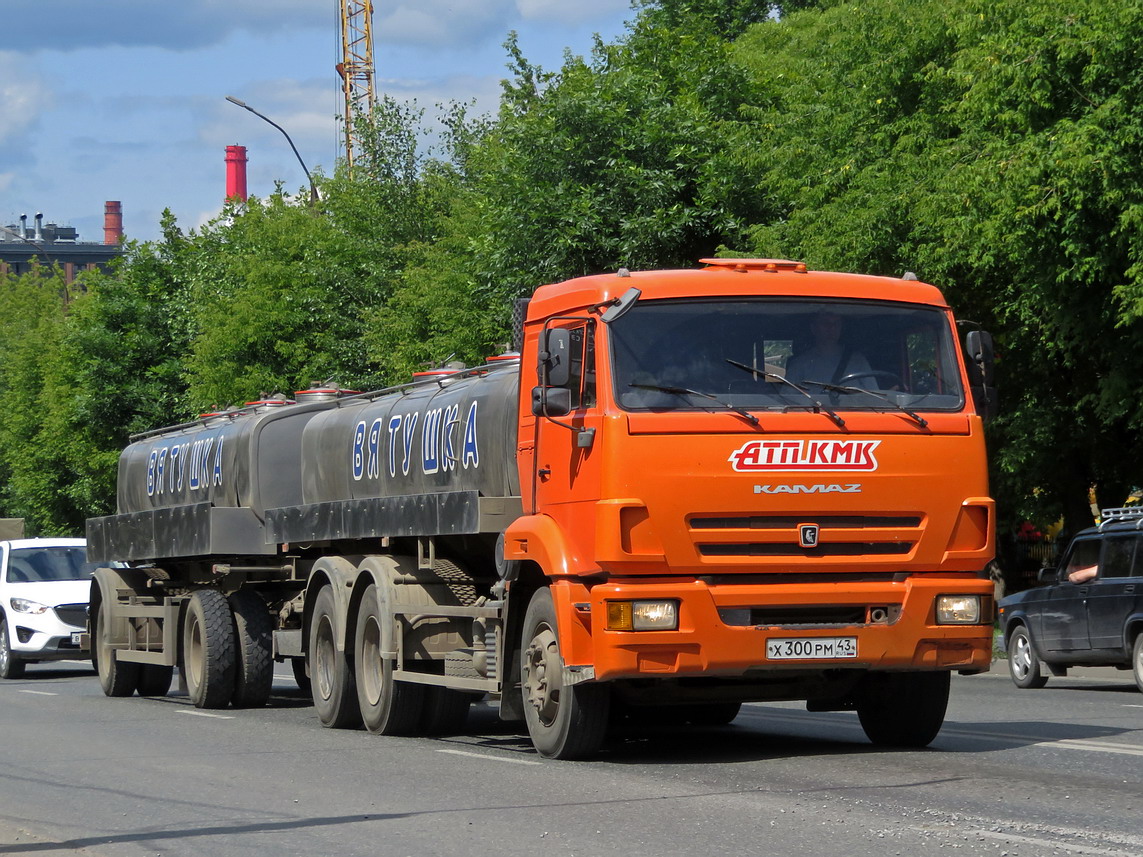 Кировская область, № Х 300 РМ 43 — КамАЗ-65115-D3(97)