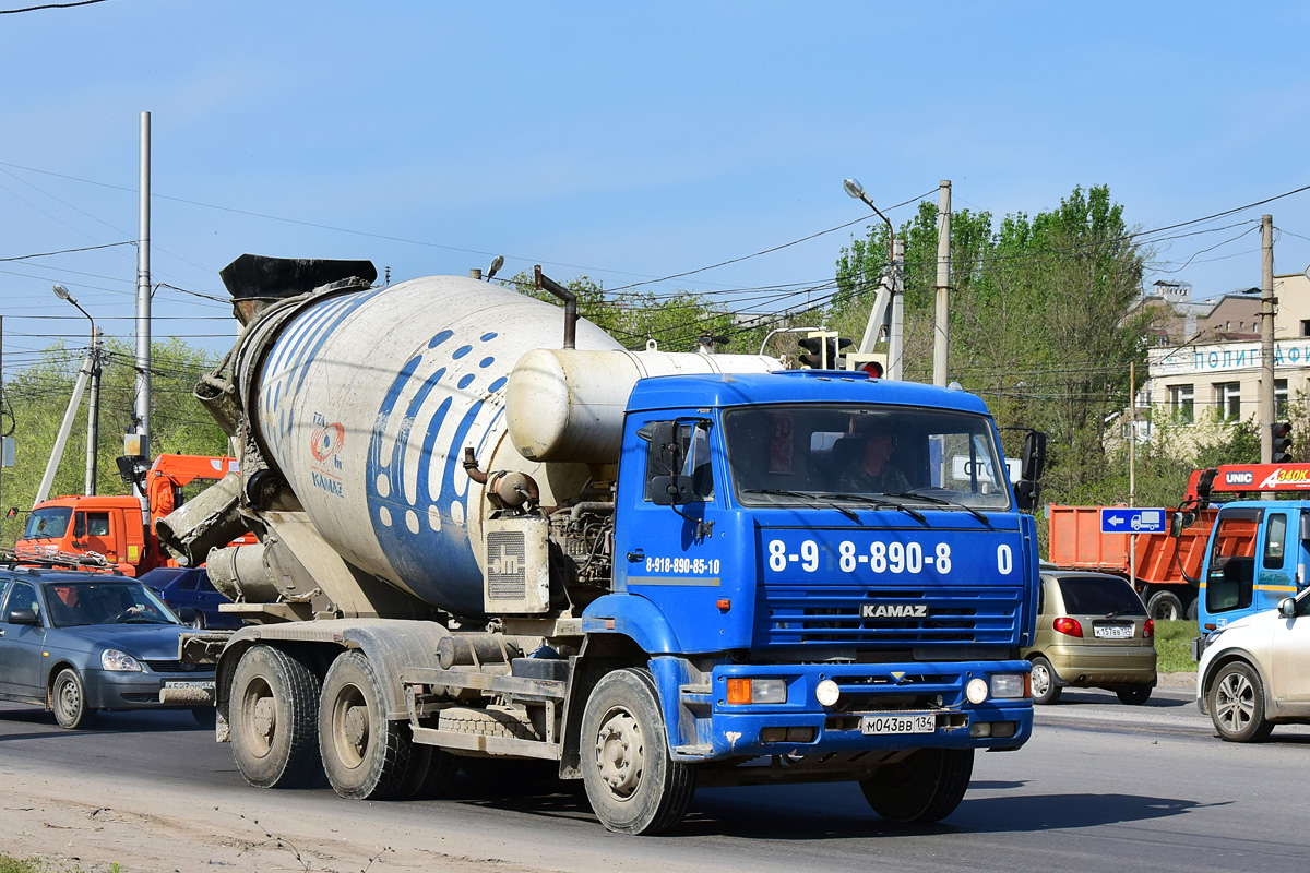 Волгоградская область, № М 043 ВВ 134 — КамАЗ-6520-61