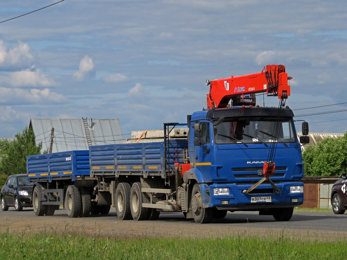 Кировская область, № В 307 СВ 43 — КамАЗ-65115-A5(48)