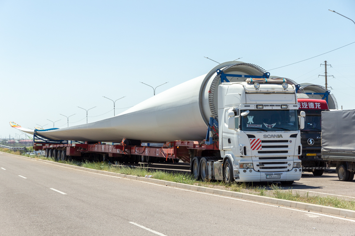 Алматинская область, № 336 AAO 05 — Scania ('2004) R560