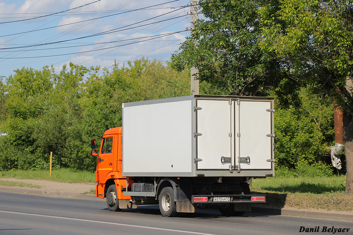 Кировская область, № В 015 КМ 43 — КамАЗ-4308-G5(69)