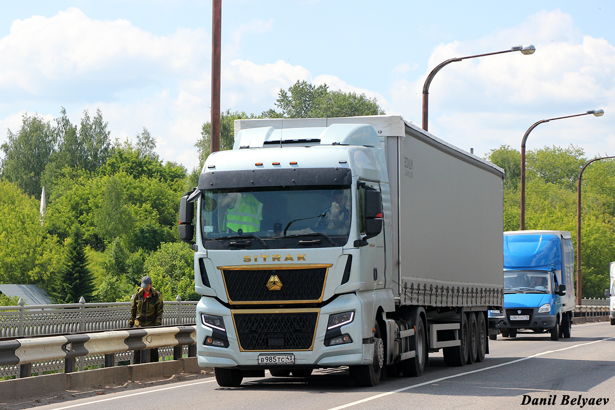 Кировская область, № В 985 ТС 43 — Sitrak C7H ZZ4186 MAX