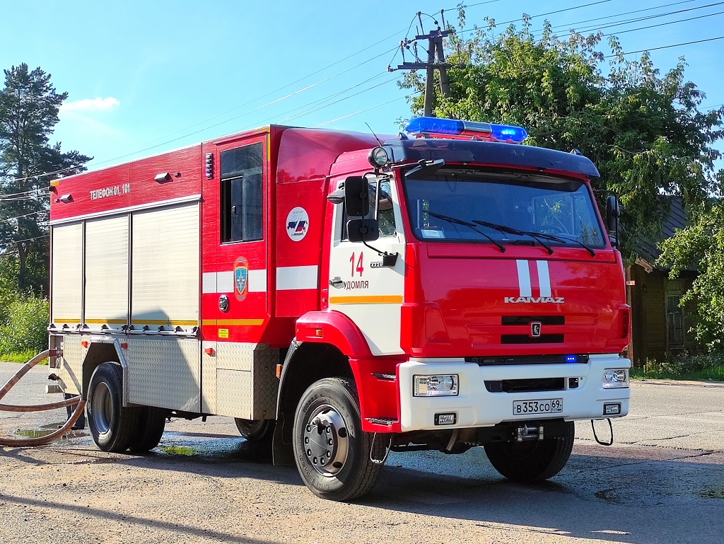 Тверская область, № В 353 СО 69 — КамАЗ-43265-D5(66)