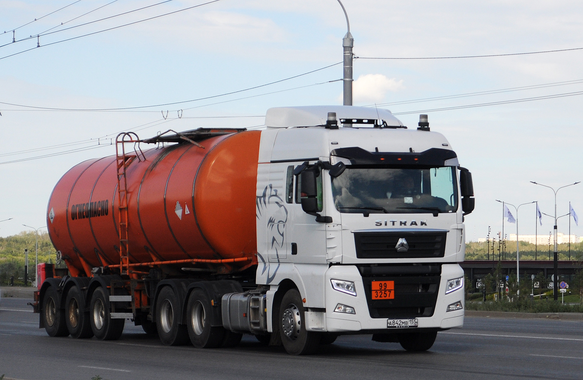 Омская область, № А 842 МВ 155 — Sitrak C7H ZZ4256
