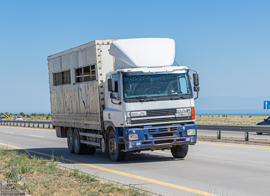 Алматинская область, № 748 UUY 05 — DAF 85 (CF) FA