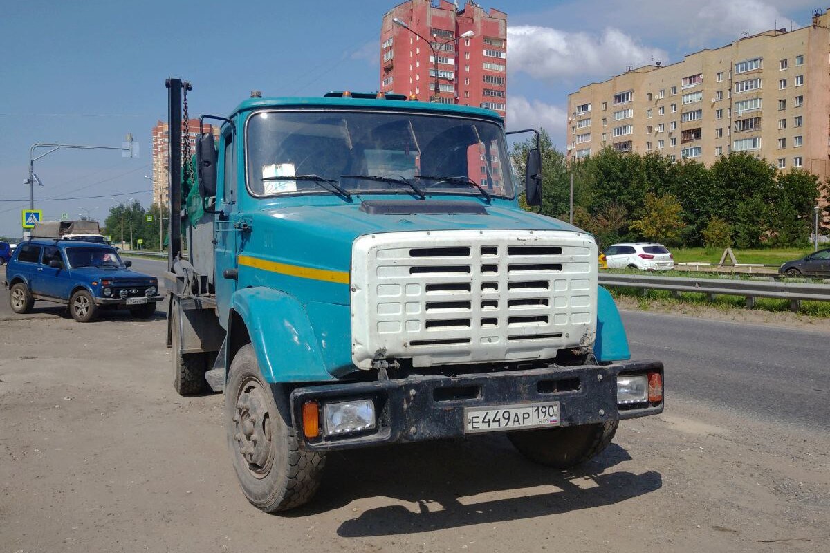 Москва, № Е 449 АР 190 — ЗИЛ-432932