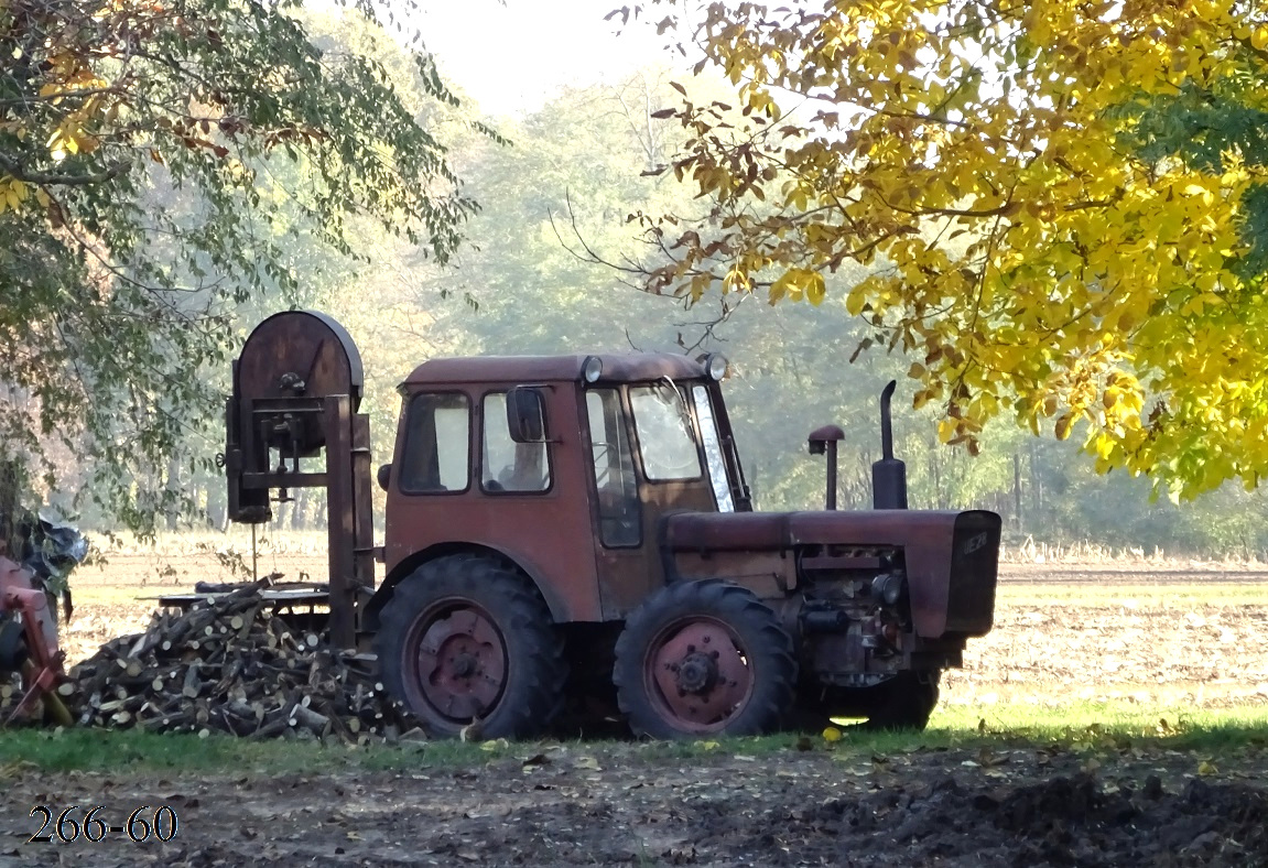 Венгрия, № (HU) U/N ST 0210 — Dutra UE-28; Венгрия — Трактора с лентопильными станками