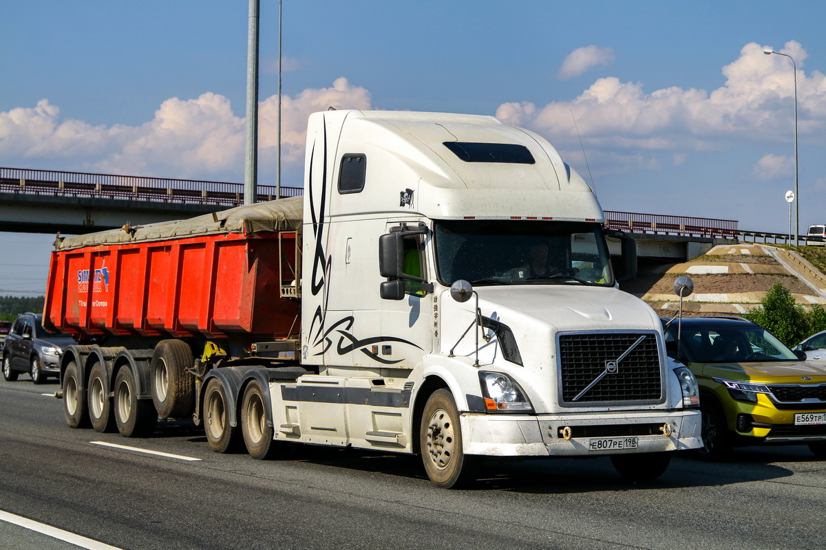 Санкт-Петербург, № Е 807 РЕ 198 — Volvo VNL670