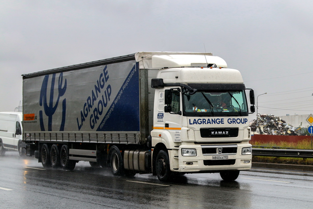 Москва, № М 840 АА 797 — КамАЗ-5490-S5(87)