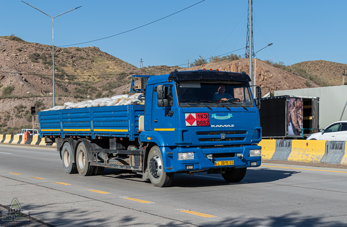 Алматы, № L 3815 02 — КамАЗ-65117 [XWC]