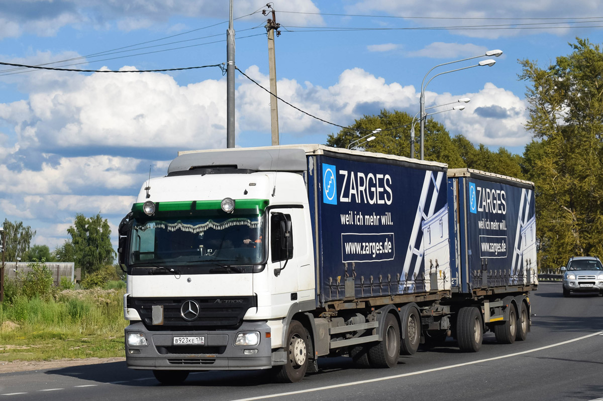 Ленинградская область, № В 923 КЕ 178 — Mercedes-Benz Actros ('2003) 2541