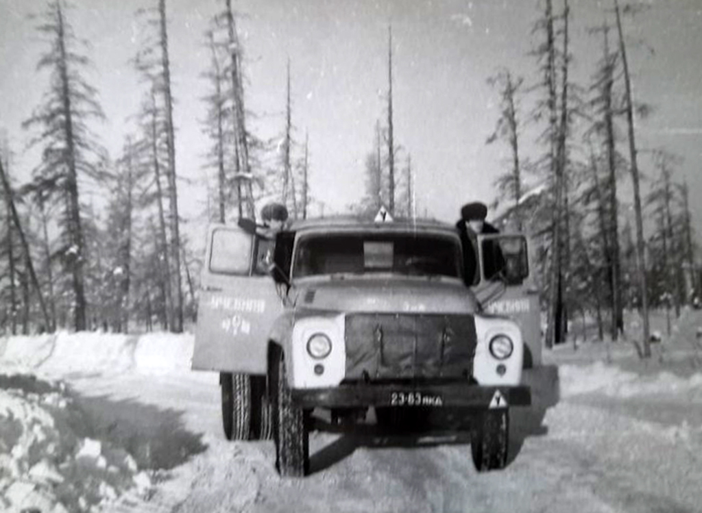 Саха (Якутия), № 23-83 ЯКД — ЗИЛ-130 (общая модель); Исторические фотографии (до 2000 года) (Саха (Якутия))