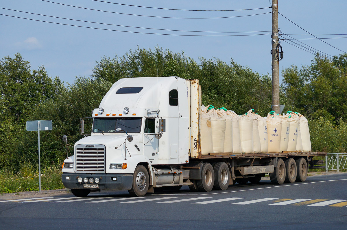 Архангельская область, № Н 457 УХ 29 — Freightliner FLD 112