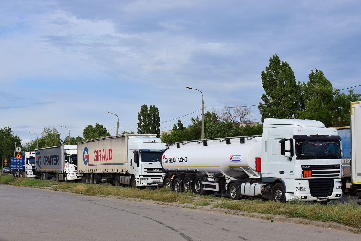 Саратовская область, № К 888 ВУ 164 — DAF XF105 FT; Волгоградская область — Разные фотографии (Автомобили)