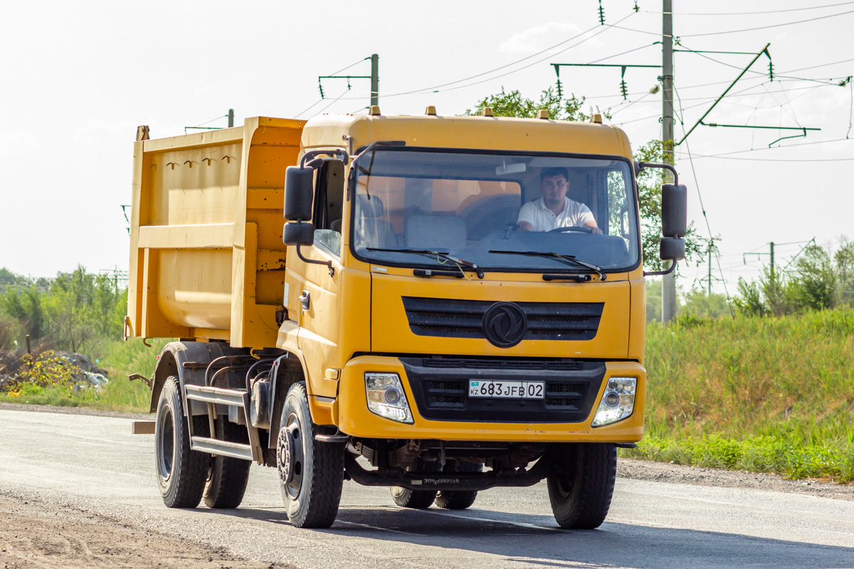 Алматы, № 683 JFB 02 — Dongfeng KC (общая модель)