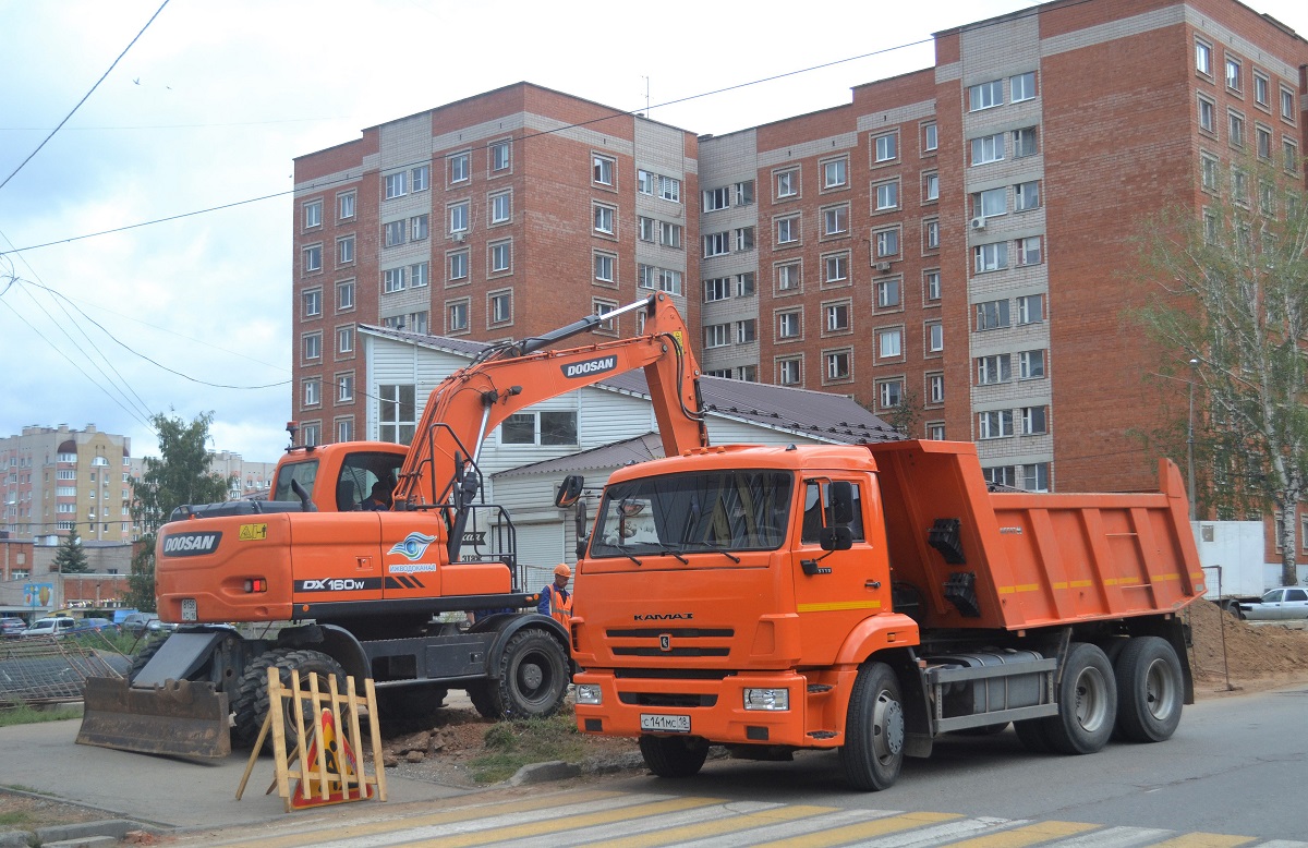 Удмуртия, № С 141 МС 18 — КамАЗ-65115-L4(19)
