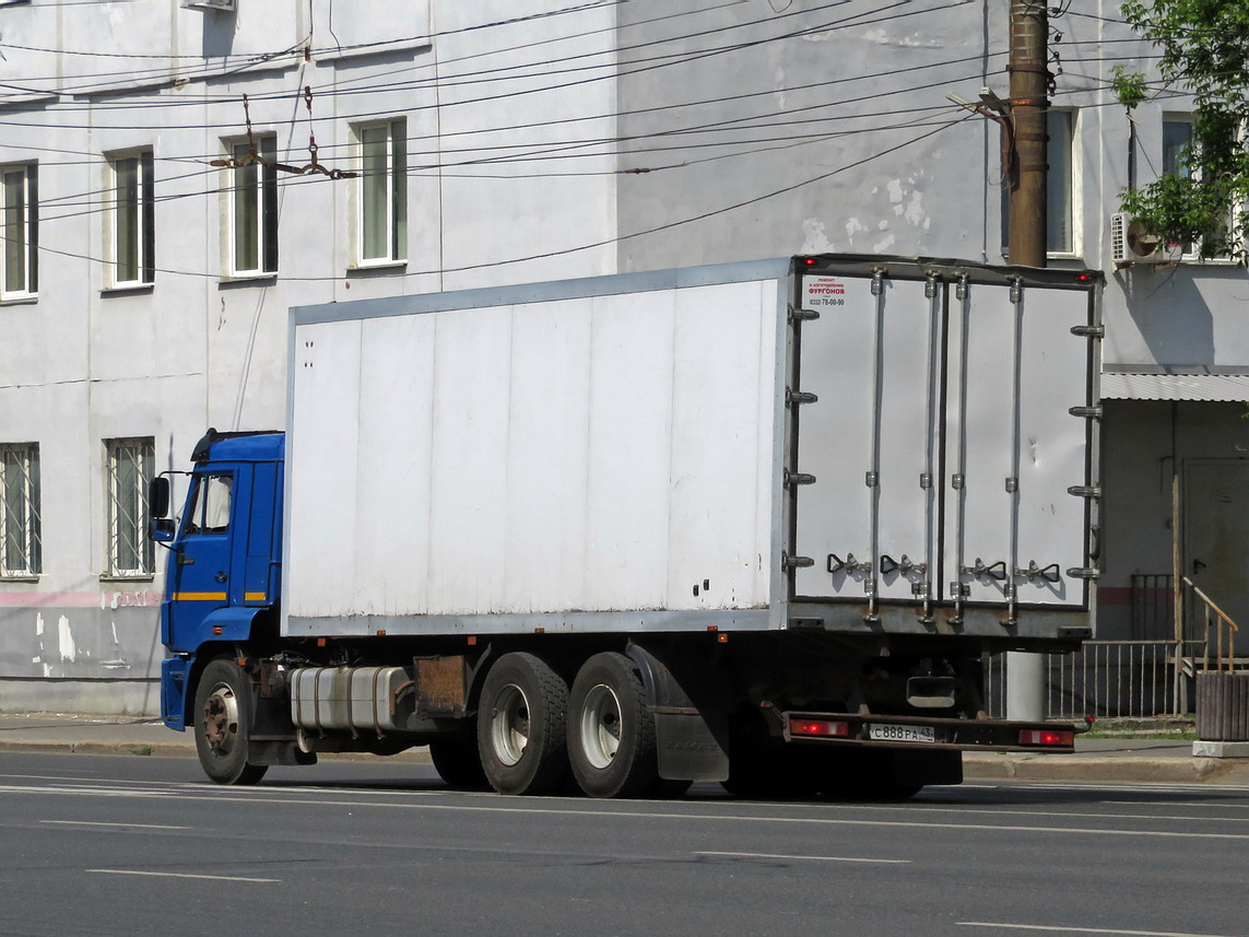 Кировская область, № С 888 РА 43 — КамАЗ-65117-A4(23)