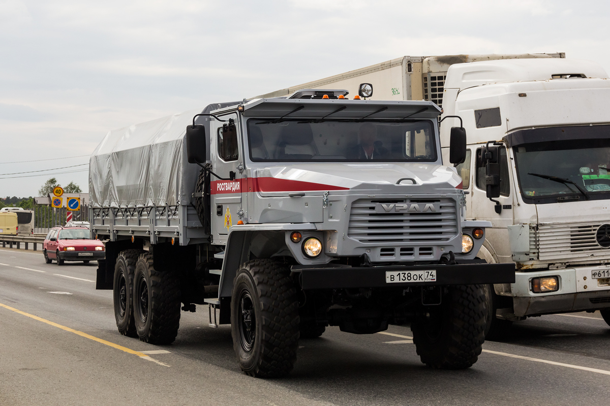Челябинская область, № В 138 ОК 74 — Урал-4320-30 "Мотовоз-М"