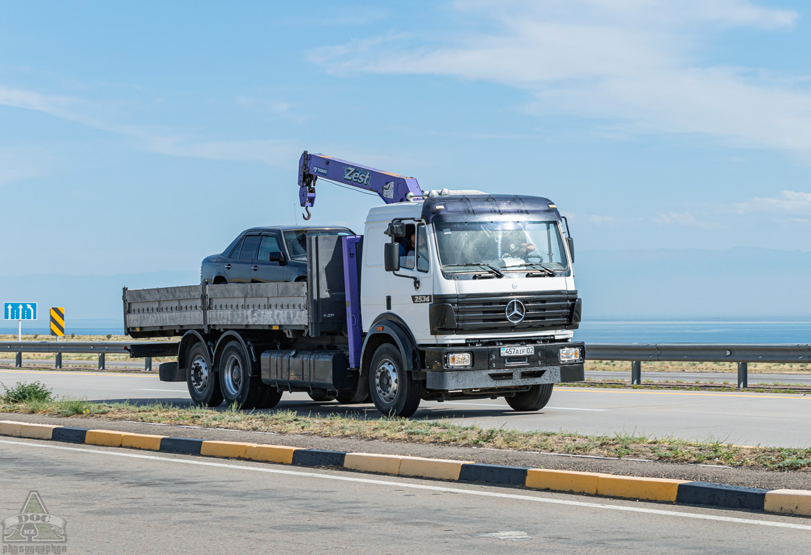Алматы, № 457 AIF 02 — Mercedes-Benz SK 2534