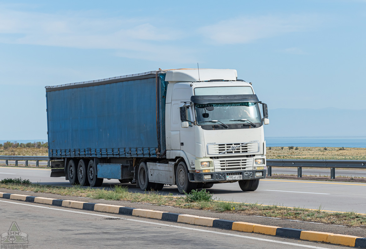 Жамбылская область, № 195 AFJ 08 — Volvo ('1993) FH12.460