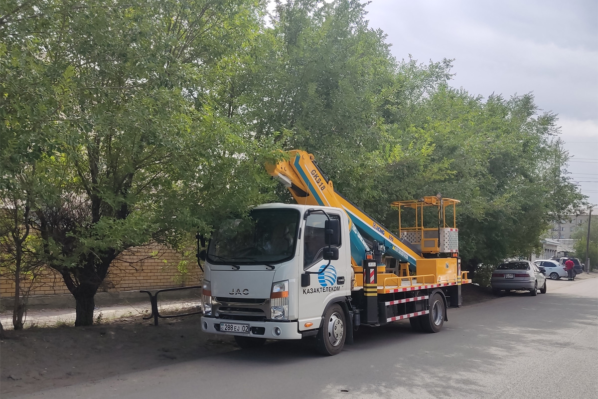 Алматы, № 288 EJ 02 — JAC N90