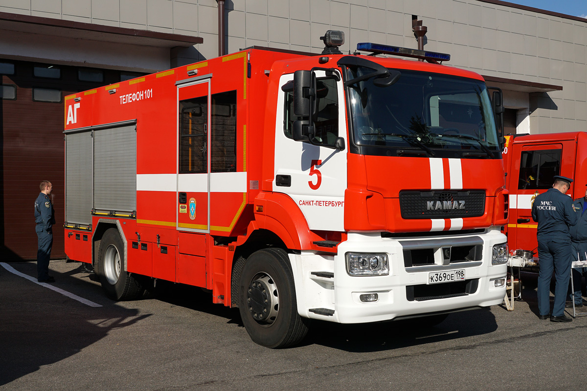 Санкт-Петербург, № К 369 ОЕ 198 — КамАЗ-5325-G5(69)