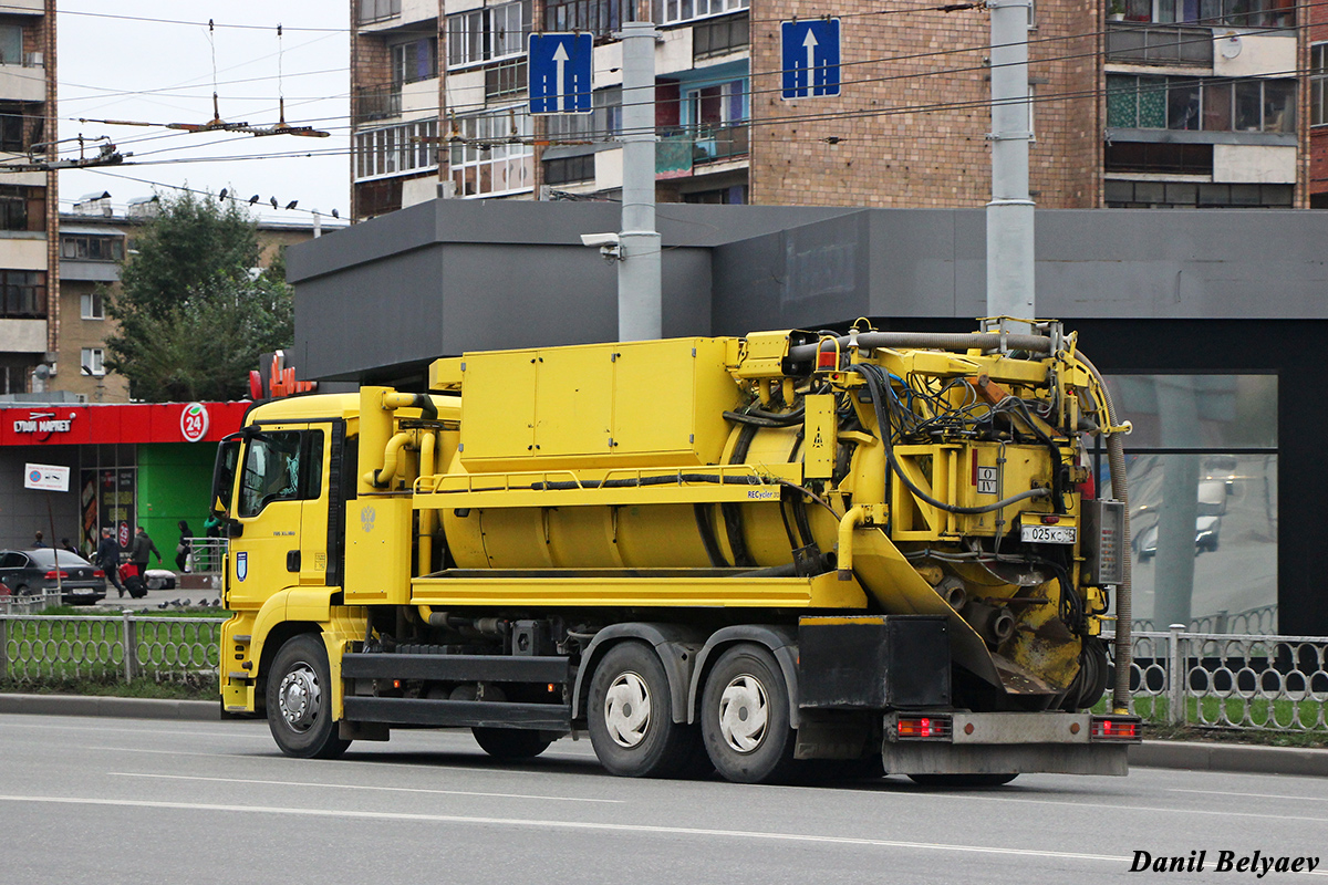 Свердловская область, № У 025 КС 96 — MAN TGS 33.360