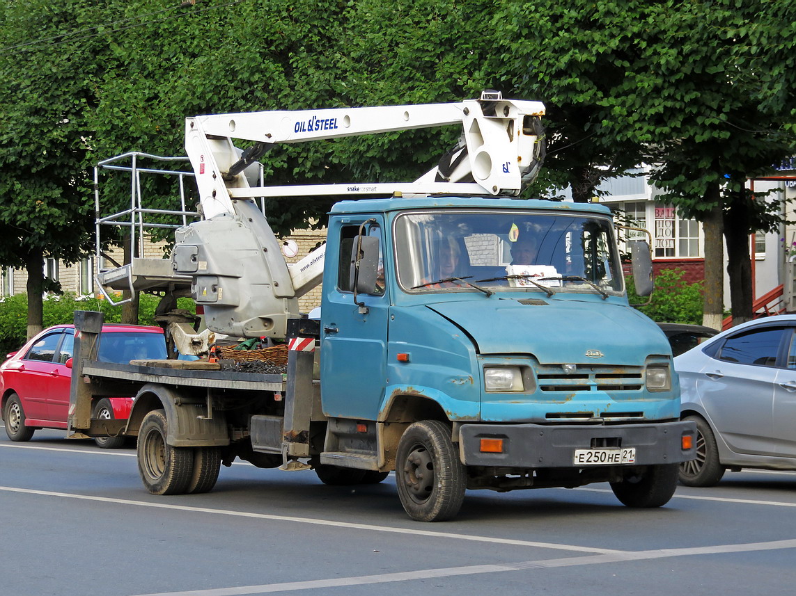 Чувашия, № Е 250 НЕ 21 — ЗИЛ-5301B2 "Бычок"