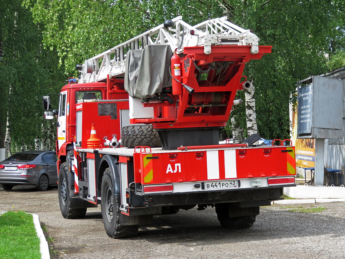 Кировская область, № В 441 РО 43 — КамАЗ-43502-D5(66)