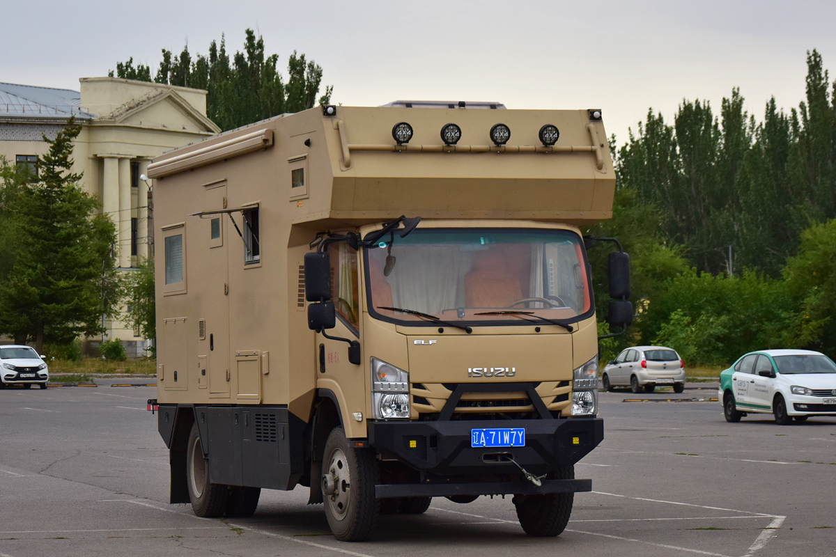 Китай, № 辽A-71W7Y — Isuzu Elf QL(общая модель) [LWL]