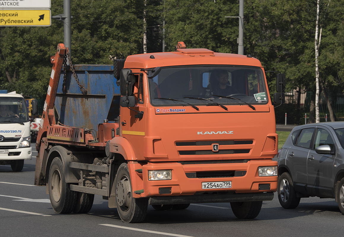 Москва, № Х 254 АО 799 — КамАЗ-43255-R4(28)
