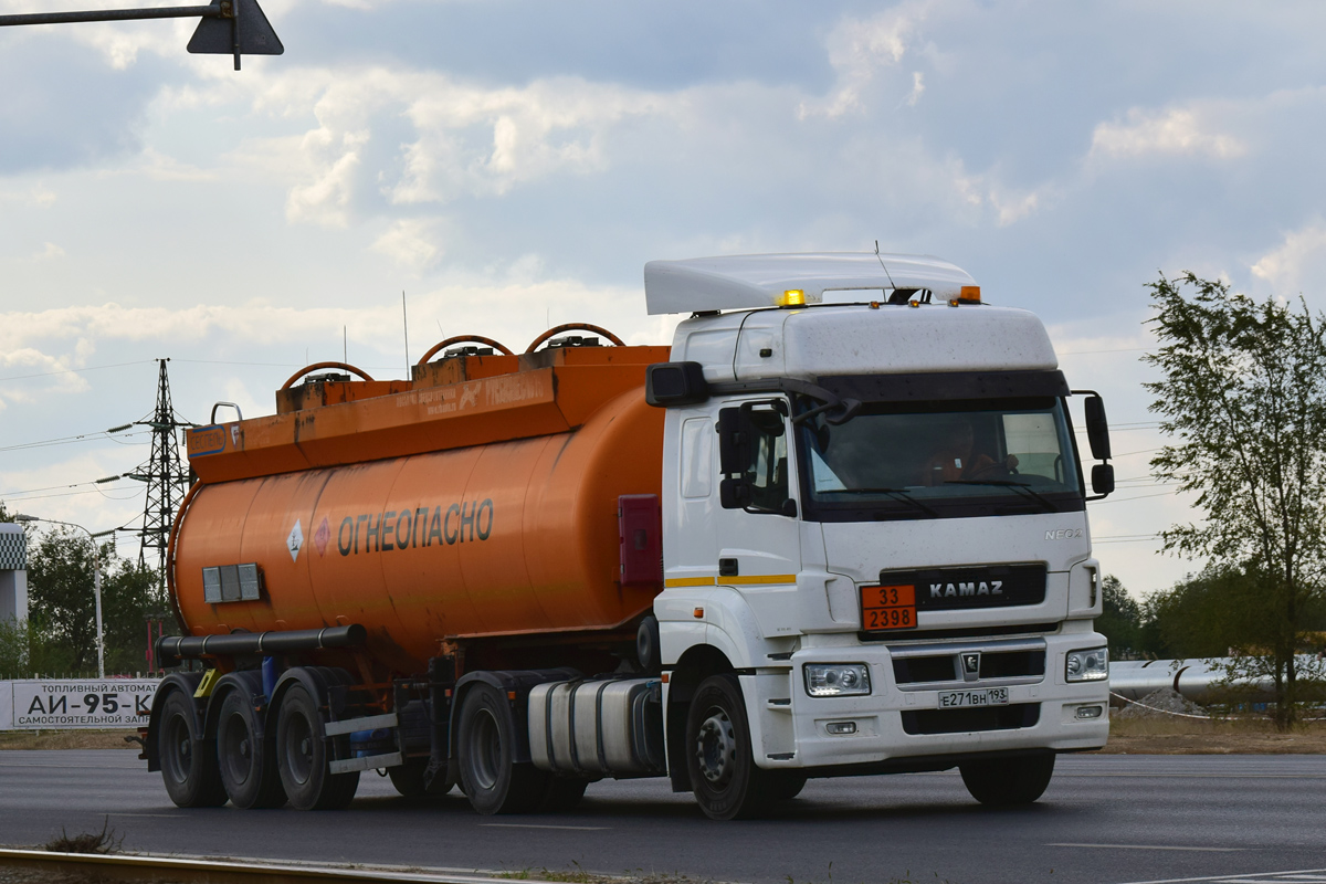 Краснодарский край, № Е 271 ВН 193 — КамАЗ-5490-S5(87)