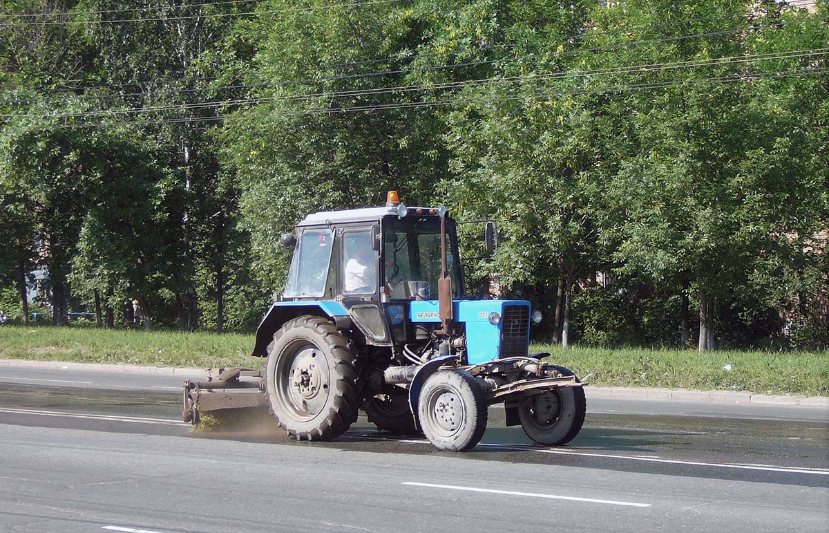 Удмуртия — Спецтехника с нечитаемыми на фото номерами