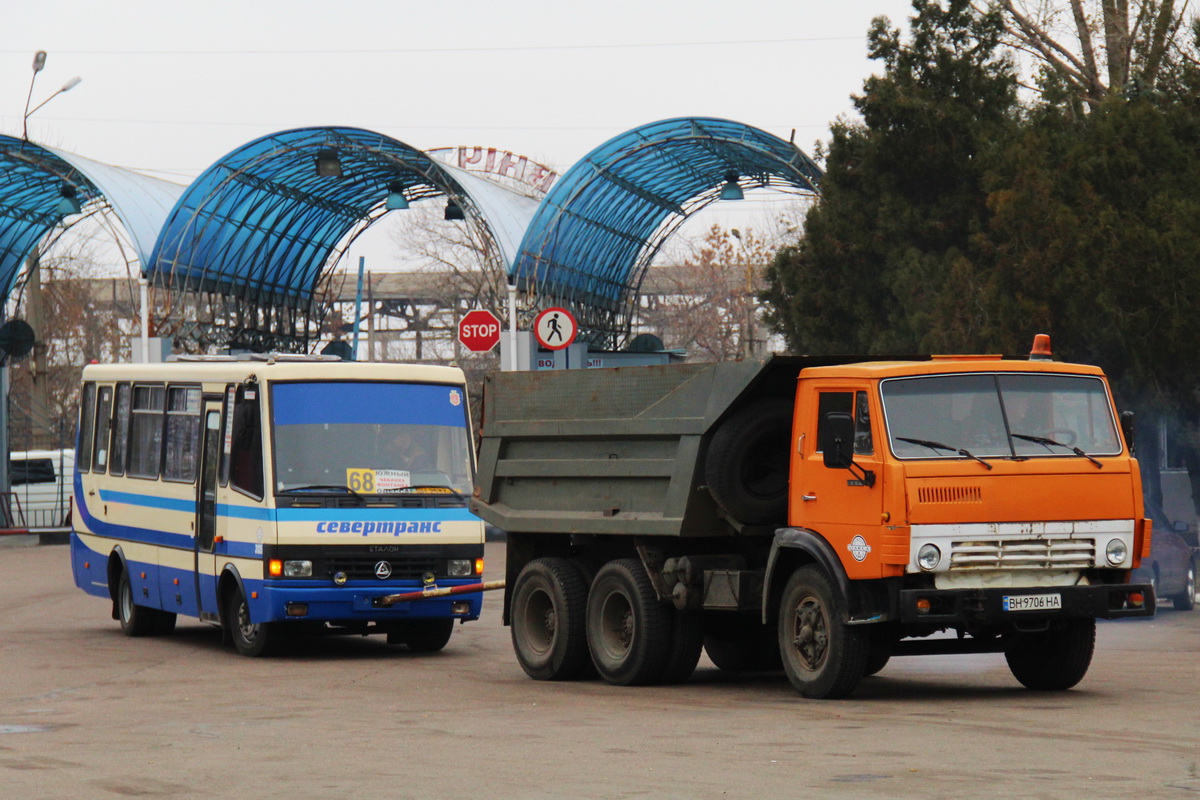 Одесская область, № ВН 9706 НА — КамАЗ-5511