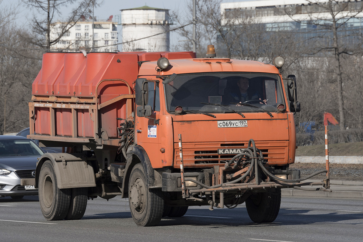 Москва, № С 069 УС 197 — КамАЗ-43253-A3(96)