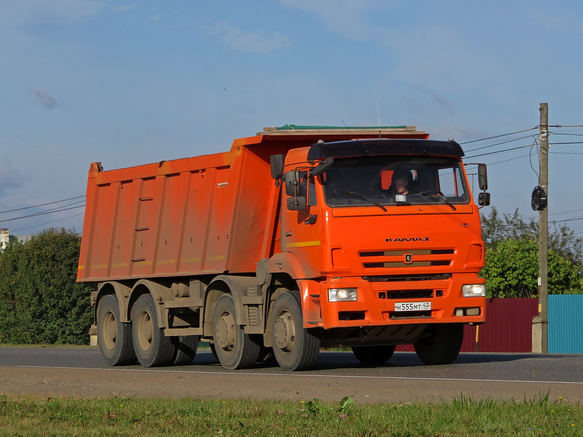 Кировская область, № Н 555 МТ 43 — КамАЗ-65201-B5(49)