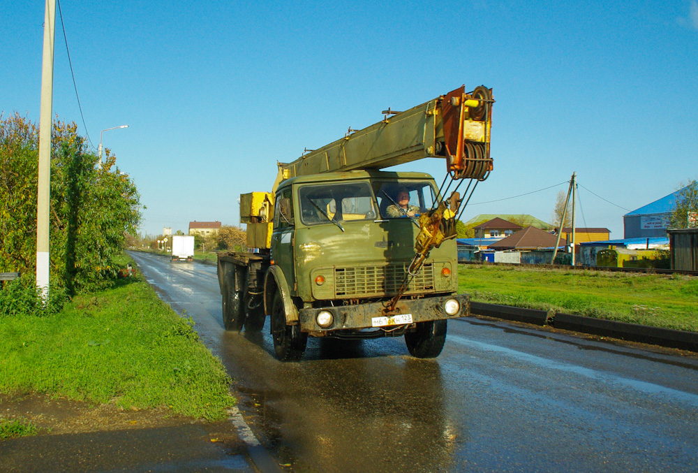 Краснодарский край, № М 613 КН 123 — МАЗ-5334