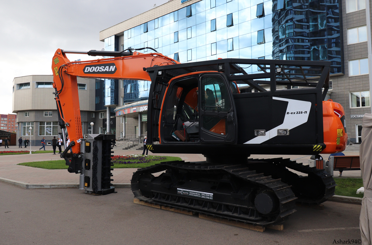Красноярский край, № (24) Б/Н СТ 0152 — Develon (Doosan) (общая модель); Красноярский край — Новая спецтехника; Красноярский край — Выставка "Эксподрев-2023"