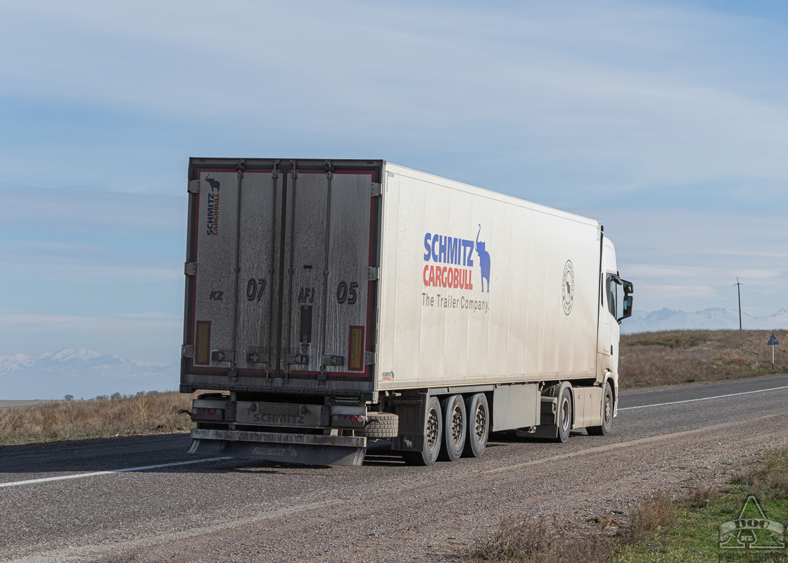 Алматинская область, № 07 AFJ 05 — Schmitz Cargobull S.KO (SCB*S3B) общ.мод
